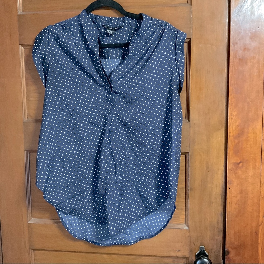 Antilia Femme Womens sleeveless blouse Size Large